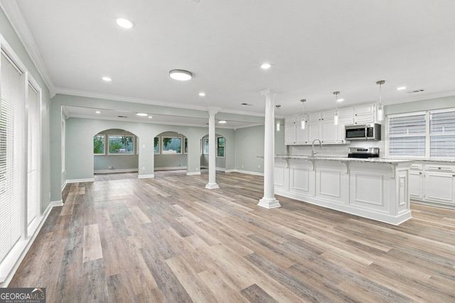 2298 E Lake Drive NE, Conyers, GA 30012