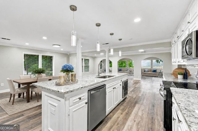 2298 E Lake Drive NE, Conyers, GA 30012
