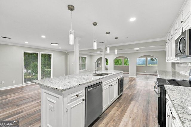 2298 E Lake Drive NE, Conyers, GA 30012