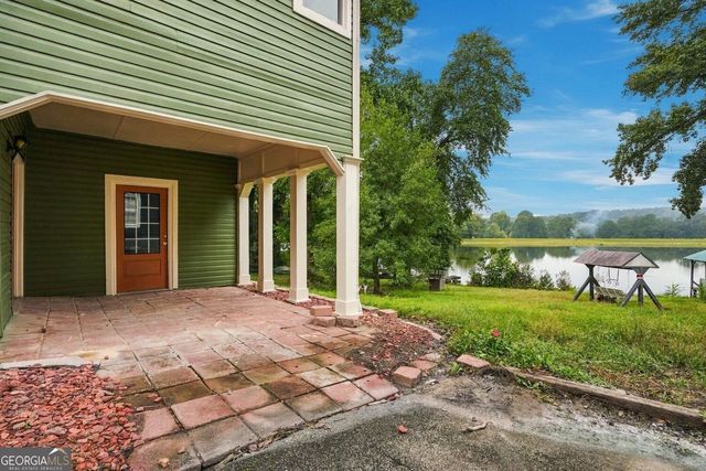 2298 E Lake Drive NE, Conyers, GA 30012
