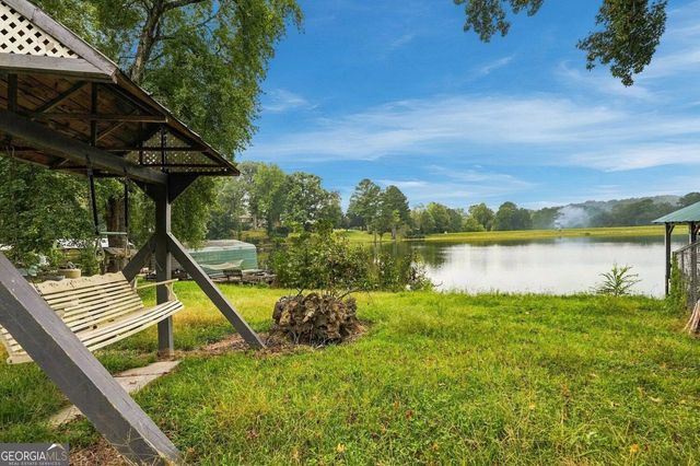 2298 E Lake Drive NE, Conyers, GA 30012