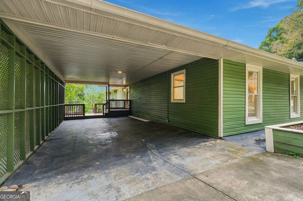 2298 E Lake Drive NE, Conyers, GA 30012 — photo 5