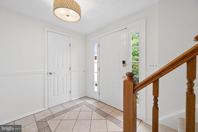 6846 ERICKA AVE, Alexandria, VA 22310