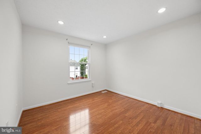 6846 ERICKA AVE, Alexandria, VA 22310