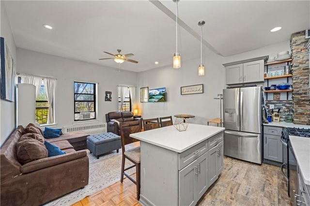 9 Argyle Rd Apt 4C, New York City, NY 11218