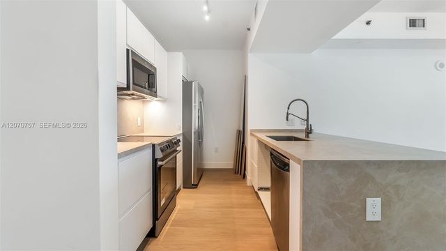 951 Brickell Avenue 3801, Miami, FL 33131