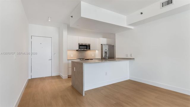 951 Brickell Avenue 3801, Miami, FL 33131