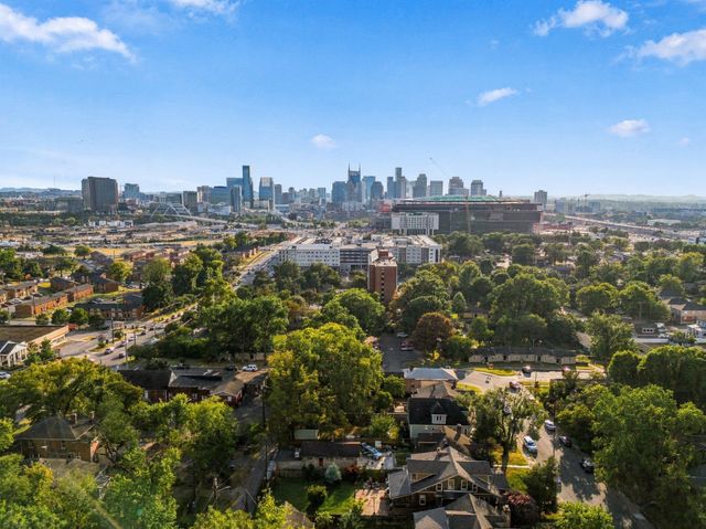 610 Boscobel St, Nashville, TN 37206