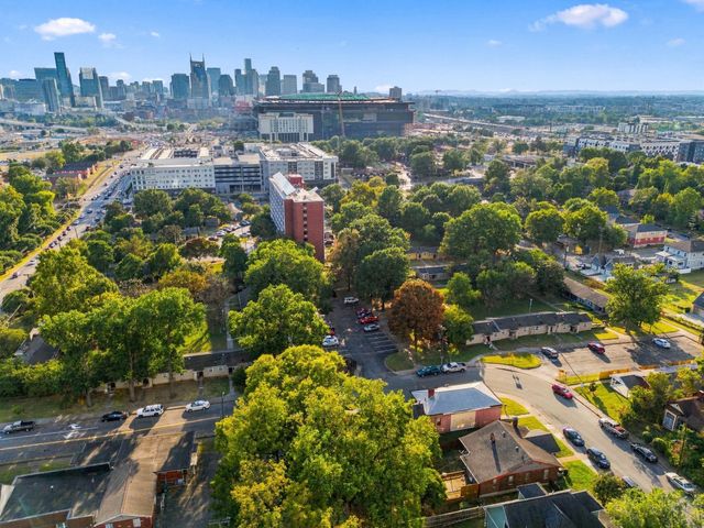 610 Boscobel St, Nashville, TN 37206