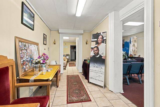 610 Boscobel St, Nashville, TN 37206
