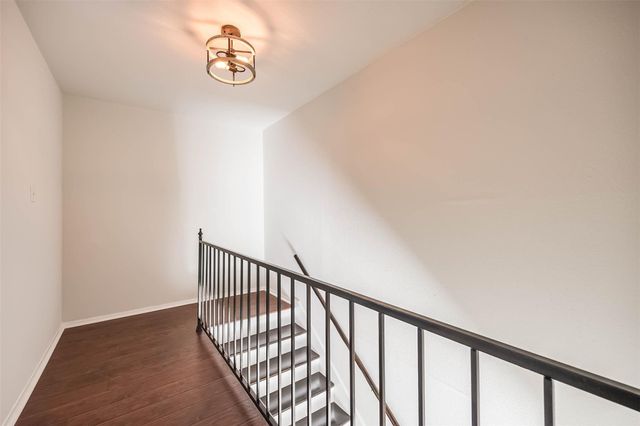 37 San Jacinto Drive, Galveston, TX 77550