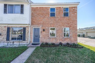 37 San Jacinto Drive, Galveston, TX 77550