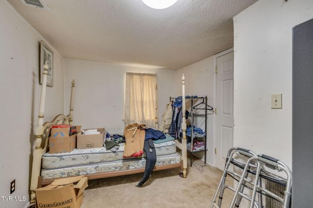547 Wynding Way Drive, Fort Blackmore, VA 24250