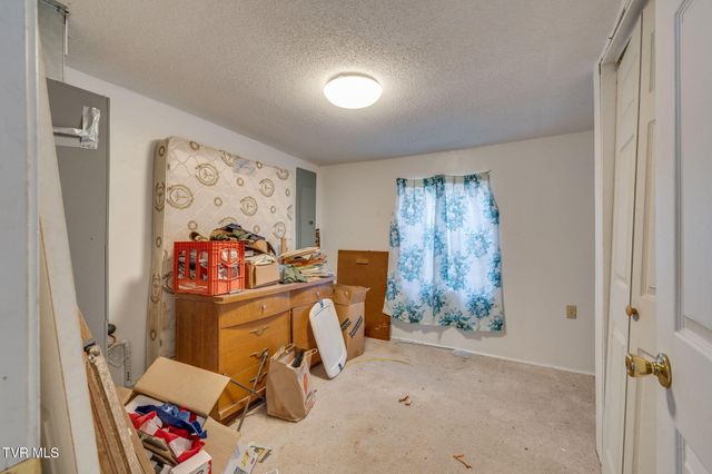 547 Wynding Way Drive, Fort Blackmore, VA 24250