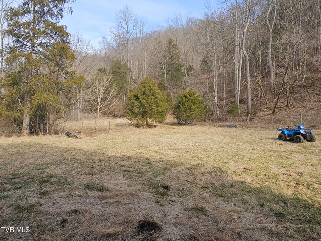 547 Wynding Way Drive, Fort Blackmore, VA 24250