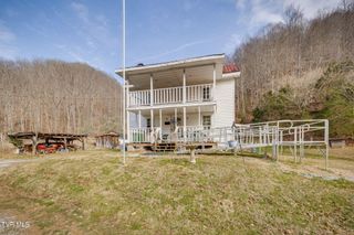 547 Wynding Way Drive, Fort Blackmore, VA 24250