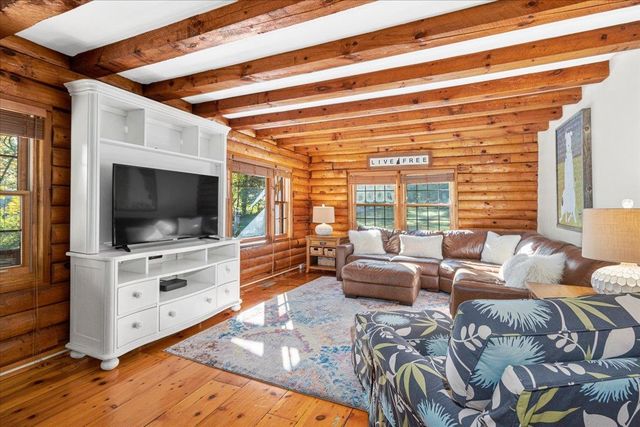 124 Hovey Road, Londonderry, NH 03053