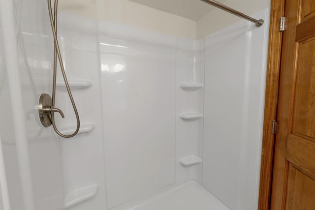 124 Hovey Road, Londonderry, NH 03053