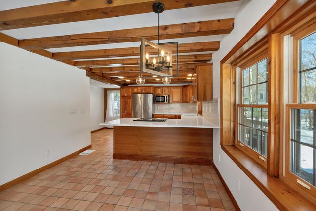 124 Hovey Road, Londonderry, NH 03053