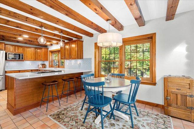 124 Hovey Road, Londonderry, NH 03053