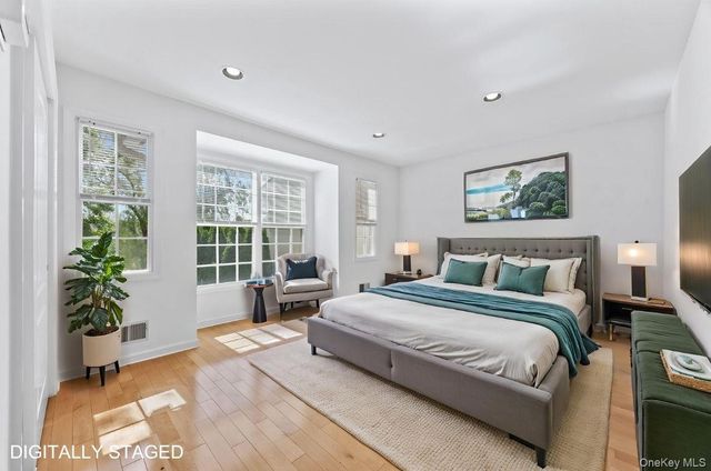 2 Doral Greens Drive E, Rye Brook, NY 10573