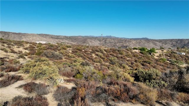 15 Goodlett, Aguanga, CA 92536