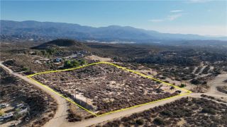 15 Goodlett, Aguanga, CA 92536