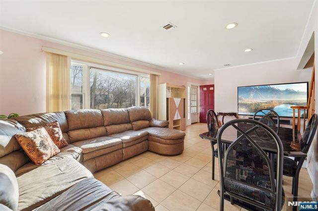 200 West Street, Englewood, NJ 07631