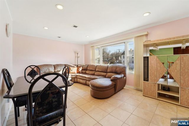 200 West Street, Englewood, NJ 07631