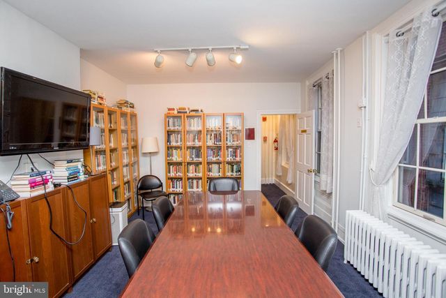 313 S 16TH ST, Philadelphia, PA 19102