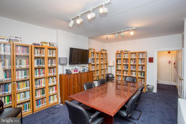 313 S 16TH ST, Philadelphia, PA 19102