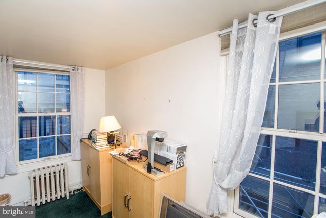 313 S 16TH ST, Philadelphia, PA 19102