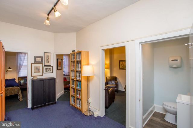 313 S 16TH ST, Philadelphia, PA 19102