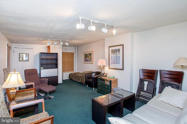 313 S 16TH ST, Philadelphia, PA 19102