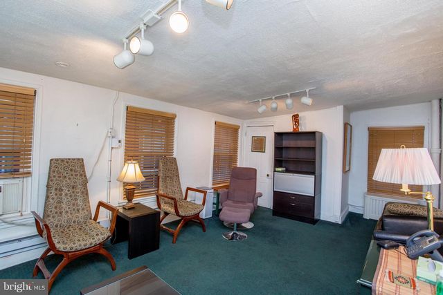 313 S 16TH ST, Philadelphia, PA 19102