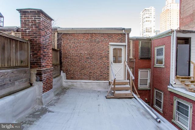 313 S 16TH ST, Philadelphia, PA 19102