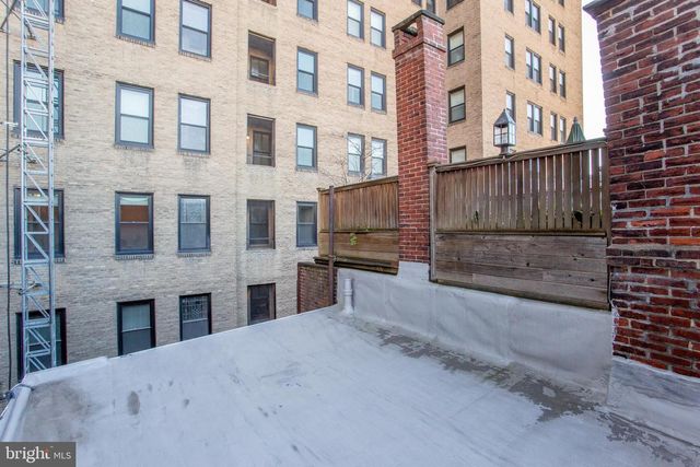 313 S 16TH ST, Philadelphia, PA 19102