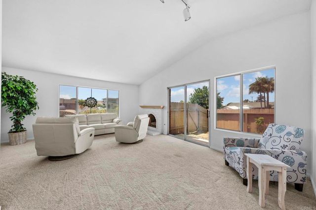 1062 Ponderosa Avenue, San Marcos, CA 92069