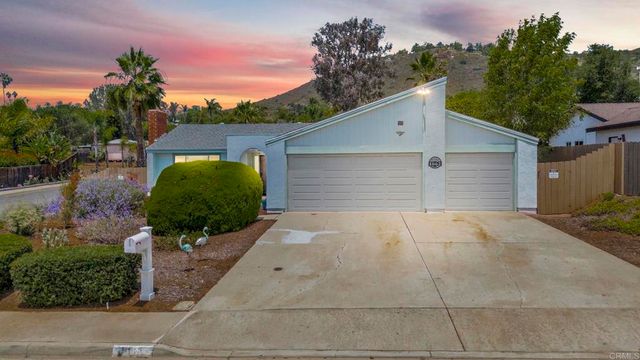 1062 Ponderosa Avenue, San Marcos, CA 92069