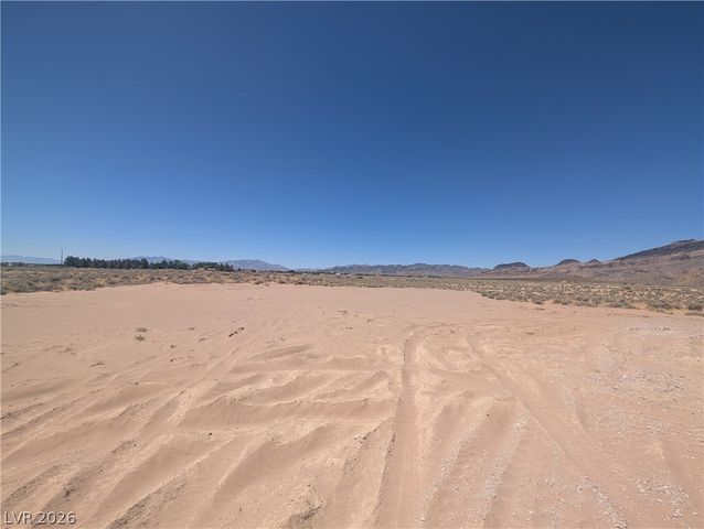 1911 River run, Pahrump, NV 89048