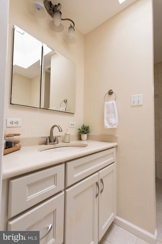 475 PENSDALE ST, Philadelphia, PA 19128