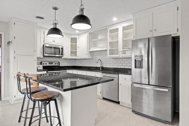 28 Lynn Road, Signal Mountain, TN 37377