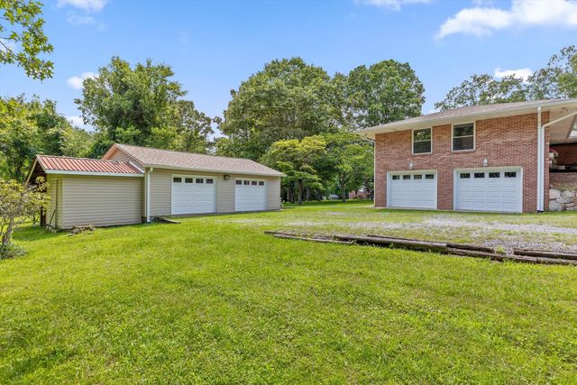 28 Lynn Road, Signal Mountain, TN 37377