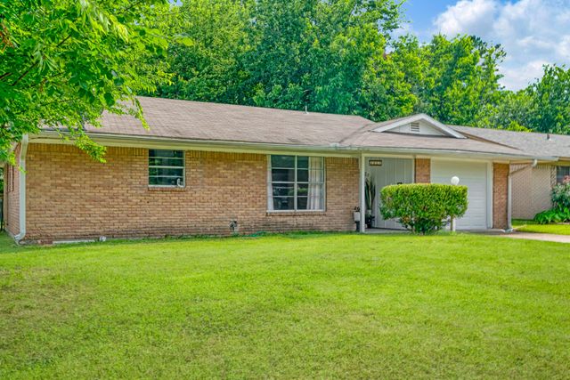 2250 Bella Vista Drive, Paris, TX 75460
