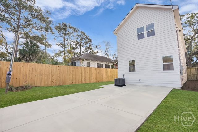 1230 E Anderson Street, Savannah, GA 31404