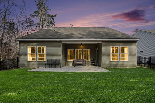 202 Pavilion Street, Summerville, SC 29483