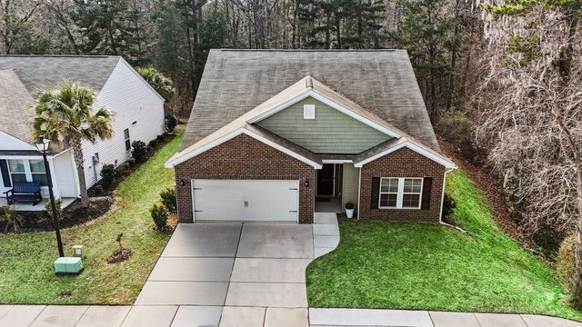 202 Pavilion Street, Summerville, SC 29483