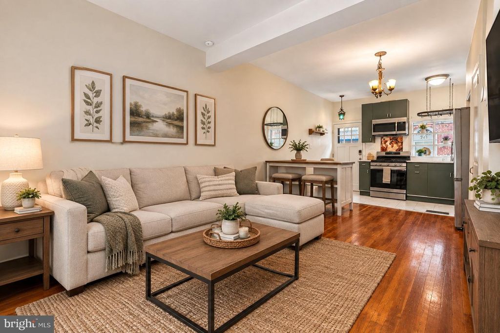 740 S MILDRED ST, PHILADELPHIA, PA 19147 — photo 5
