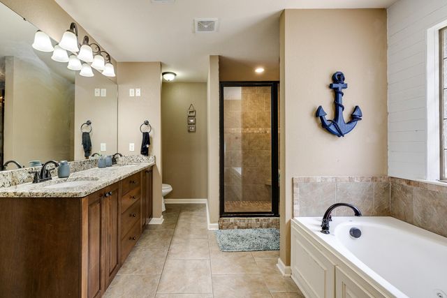 402 Demuth, Benton, AR 72019