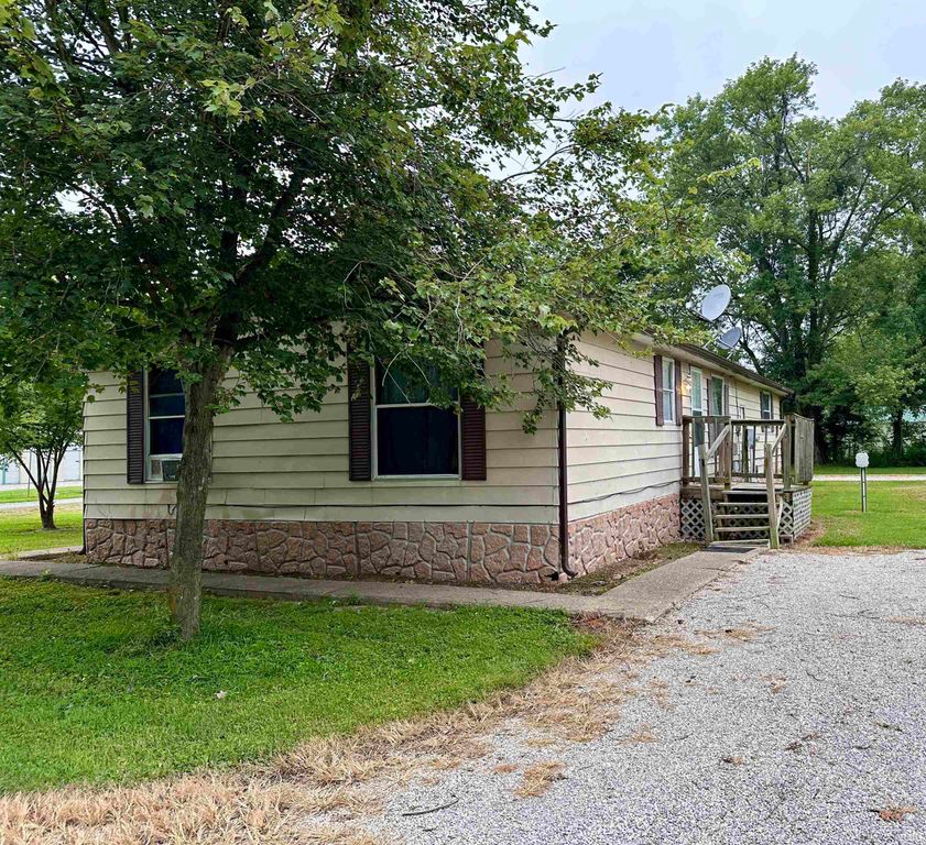 9404 W CR 90 N, Richland, IN 47634